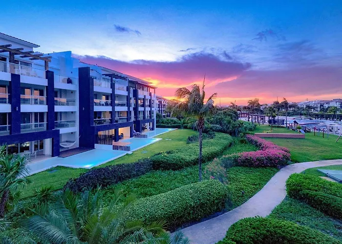 Beachfront With Tub, 3 Bedroom & Pool - At Mareazul Corazon Playa del Carmen
