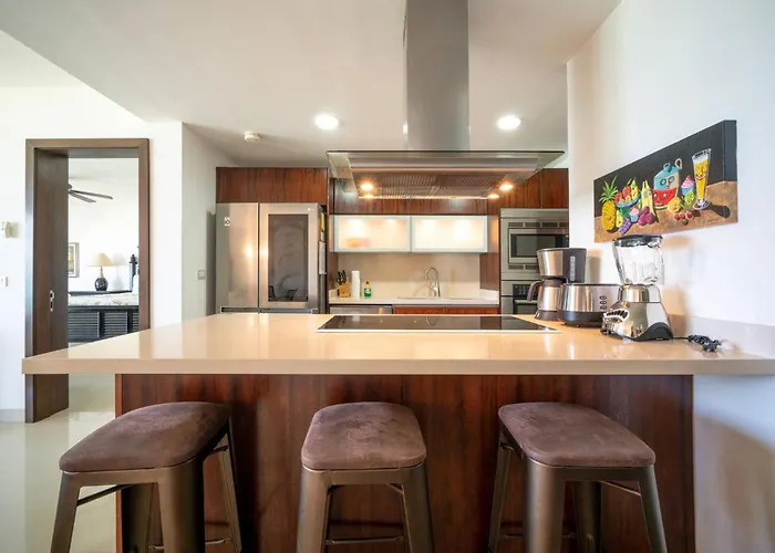 Beachfront With Tub, 3 Bedroom & Pool - At Mareazul Corazon Playa del Carmen