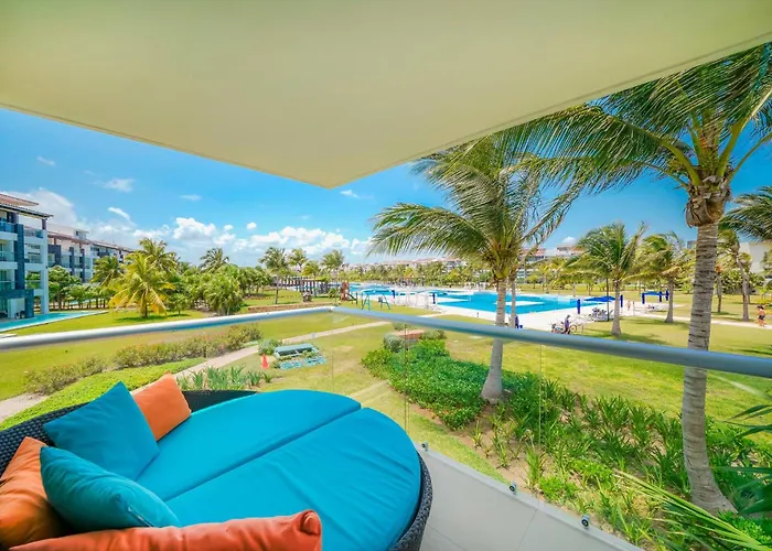 Сasa de vacaciones Beachfront With Tub, 3 Bedroom & Pool - At Mareazul Corazon *