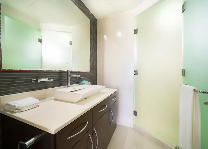 Beachfront With Tub, 3 Bedroom & Pool - At Mareazul Corazon Сasa de vacaciones