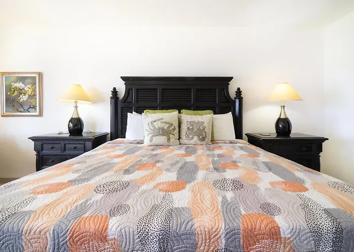 Hébergement de vacances Beachfront With Tub, 3 Bedroom & Pool - At Mareazul Corazon