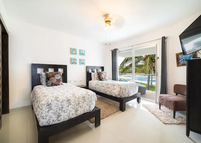 Beachfront With Tub, 3 Bedroom & Pool - At Mareazul Corazon Сasa de vacaciones *